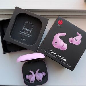 Beats Fit Pro True Wireless Earbuds, True wireless noise cancelling